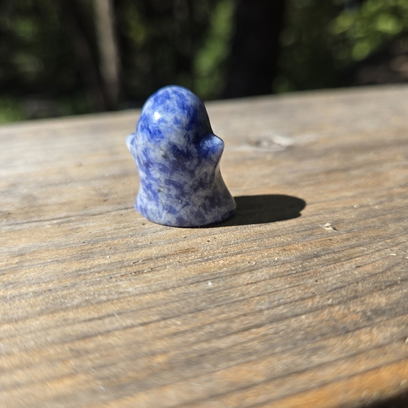 Blue Lapis Lazul hand carved mini ghost 1" - Picture 4 of 5